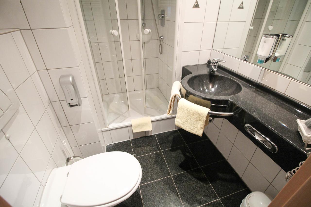 Hotel National Duesseldorf Ngoại thất bức ảnh