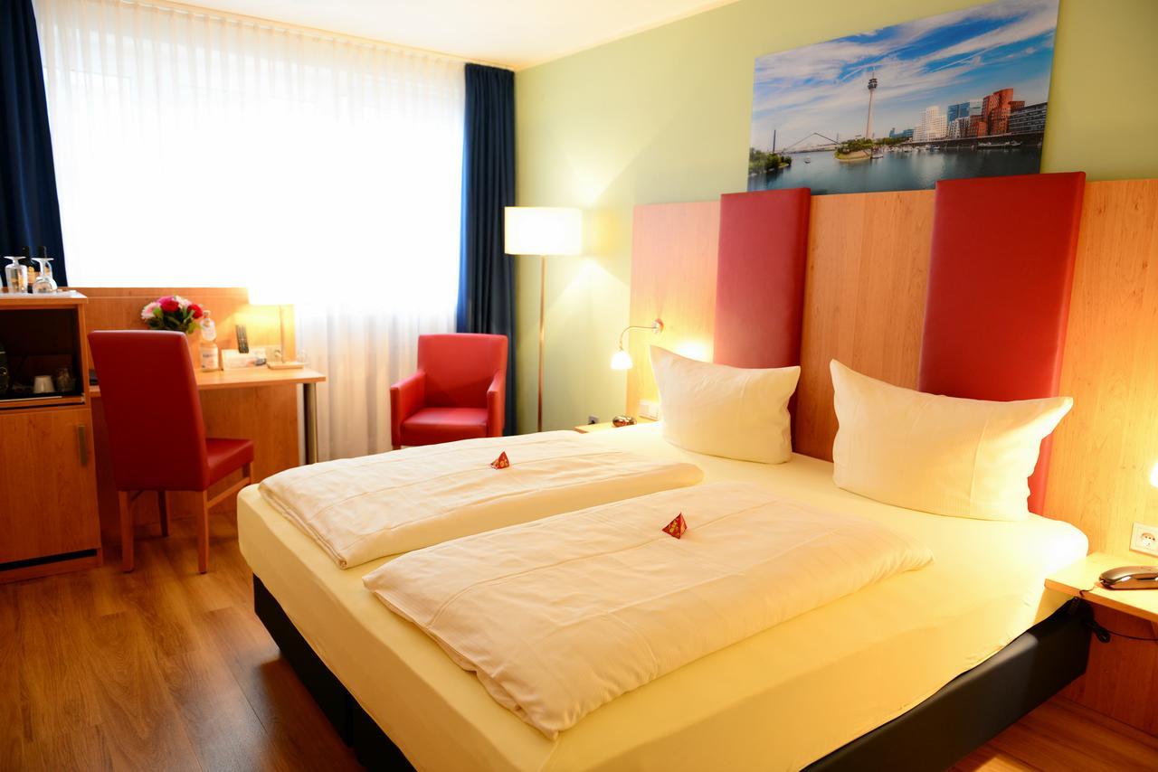 Hotel National Duesseldorf Ngoại thất bức ảnh